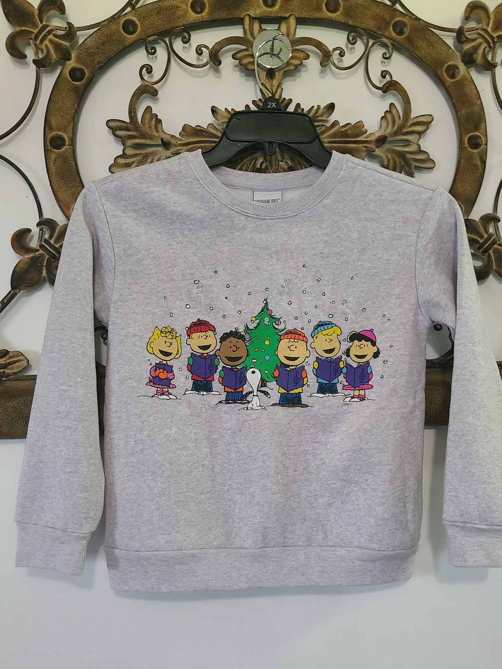 Peanuts Light Gray Kids Holiday Sweatshirt with Snoopy and Friends